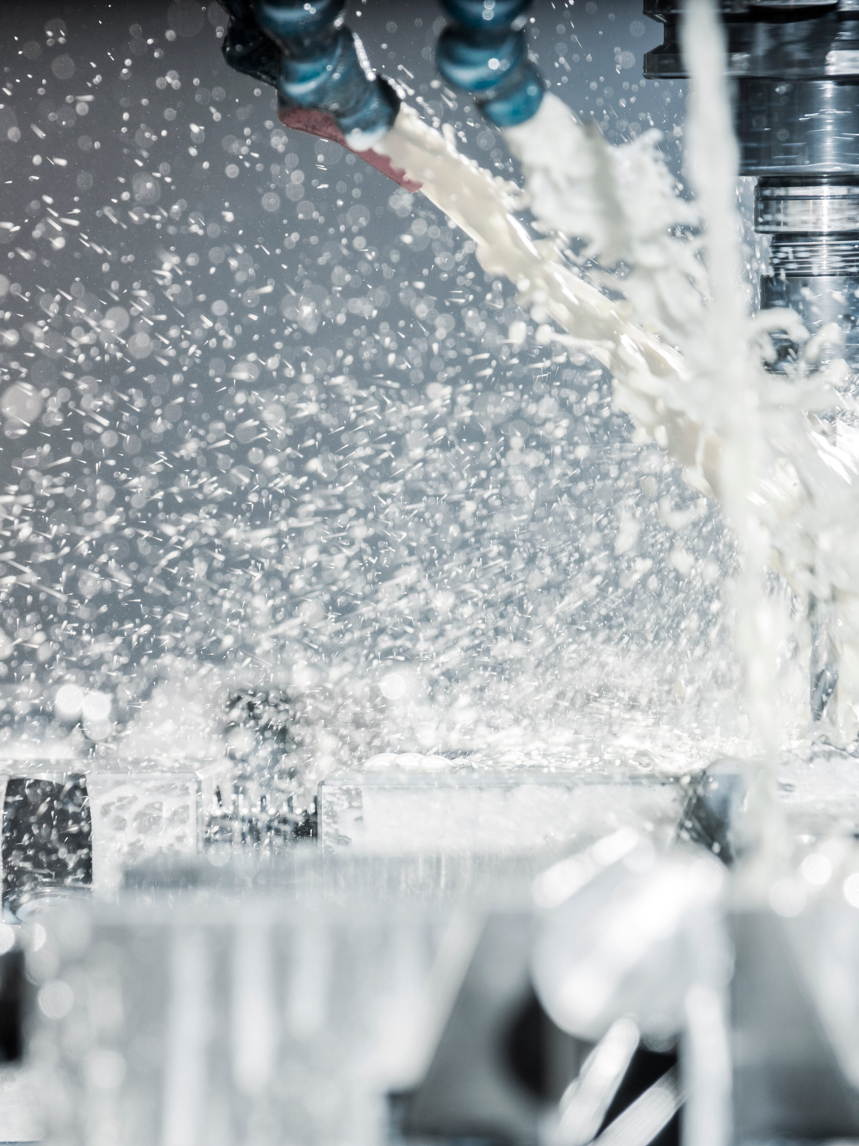 深色齿轮;已润滑