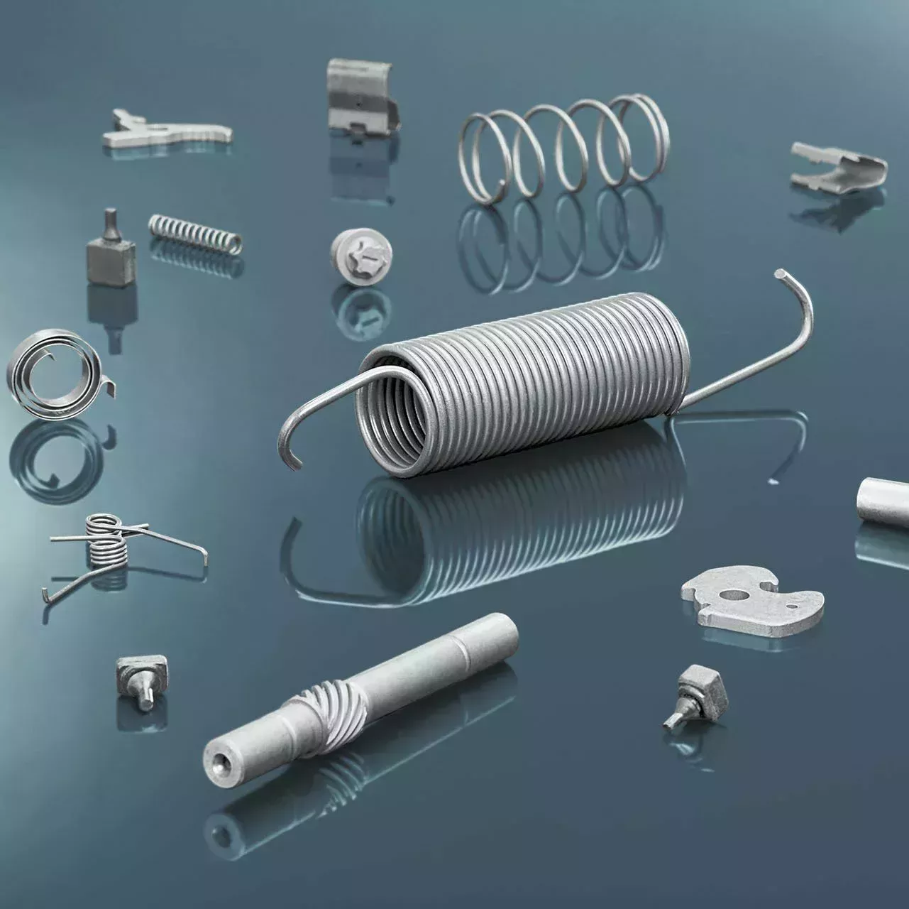 金属零件散落一地